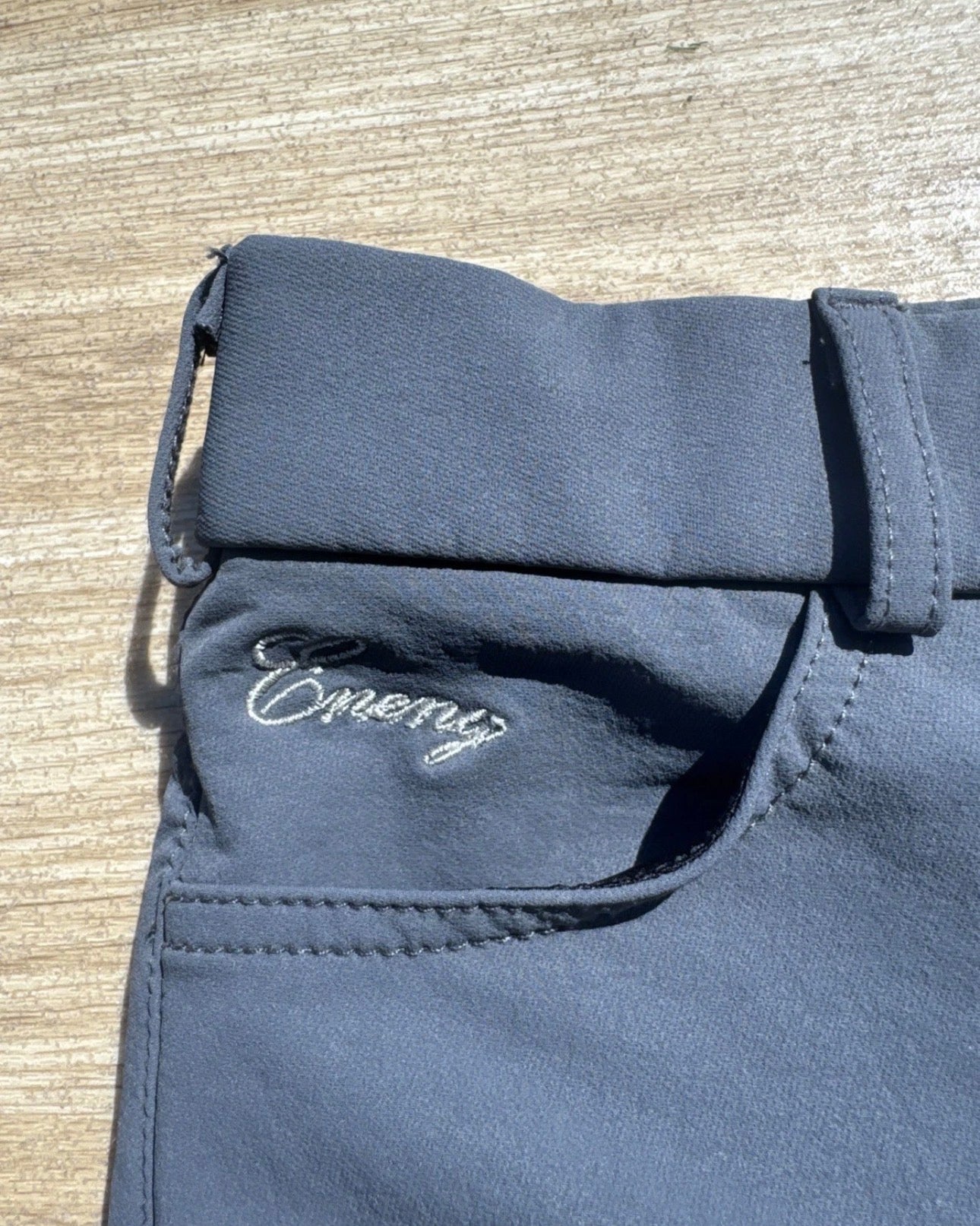 Eneng Grey Shell Stretchy Breeches 26” 28”  Ladies | Second Hand HorseRider Wear