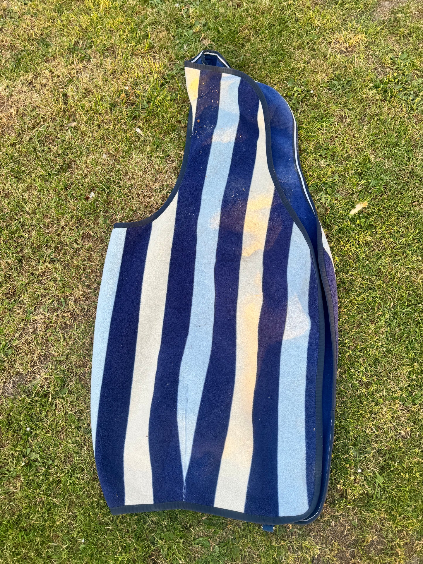 Rambo Newmarket Fleece Medium Exercise Sheet | Second Hand Horse Cob Tack