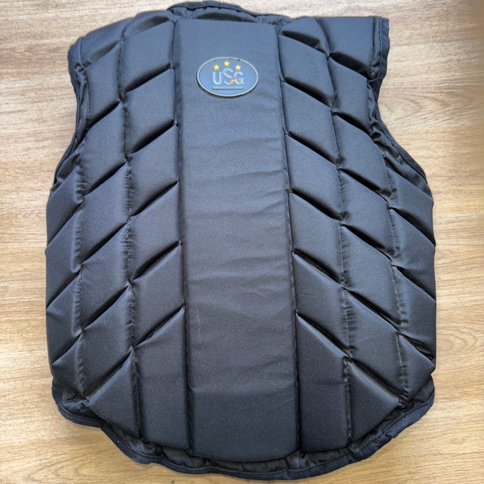 USG 2018 Childs Medium body Protector - FREE POST