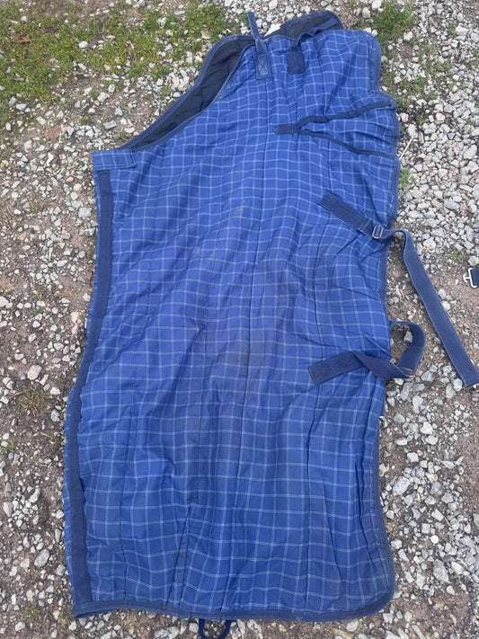 Shires Wessex 5’6 200gm Stable Rug