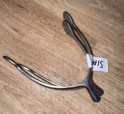 Ladies  Spurs #15