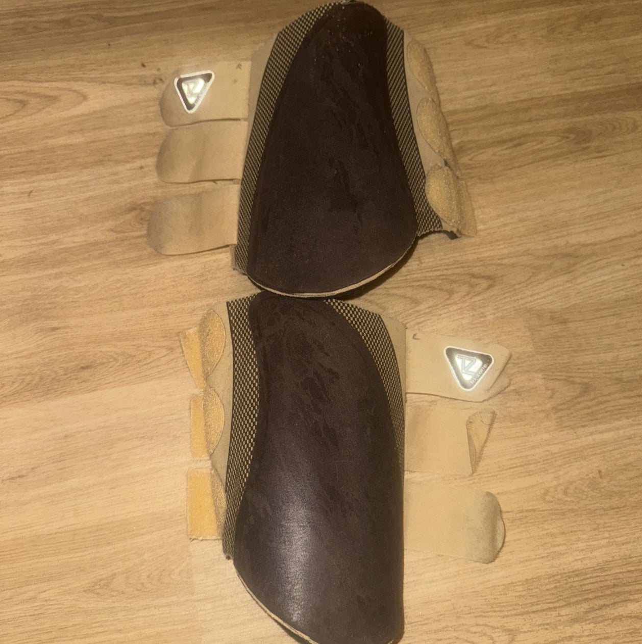 Equilibrium Tri Zone Size 3 Brushing Boots - Brown