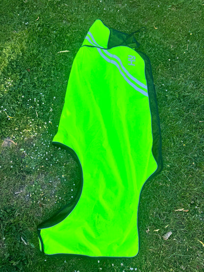 Hy Equestrian Wrap Around Exercise Sheet Mesh Lining Showerproof Size Full