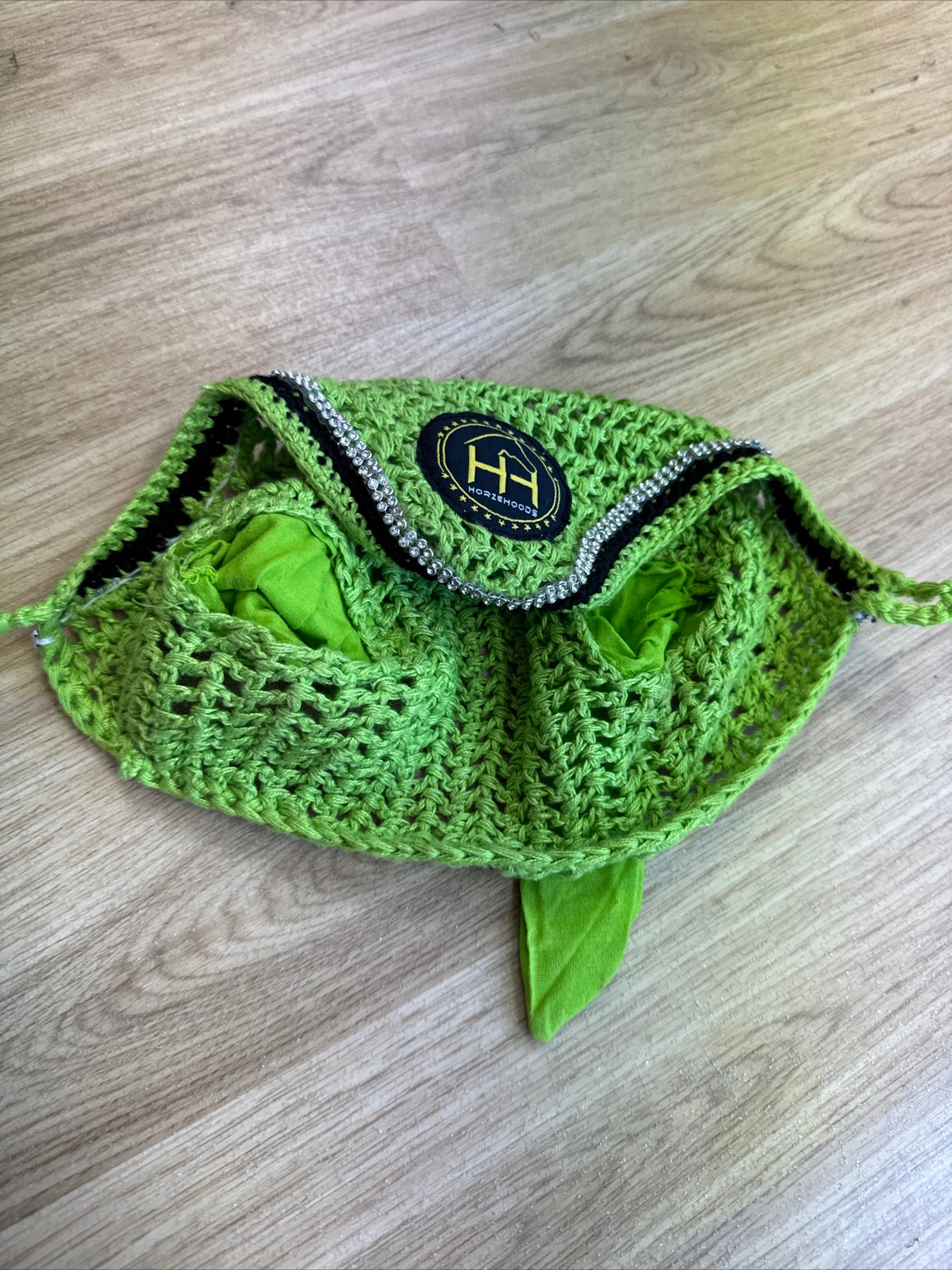 Horzehoods Lime Green Fly Veil Ears D