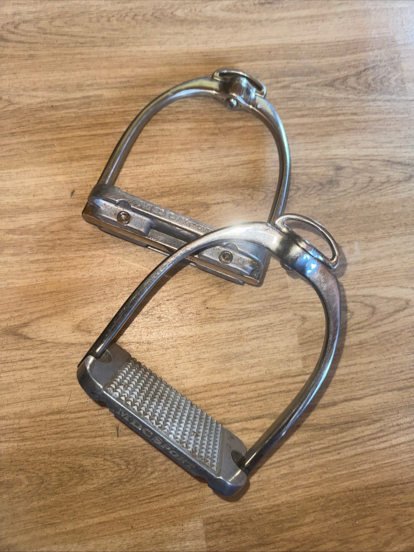 MDC Comfort Classic 4.75” Stirrups | Second Hand Horse Cob Saddle Tack