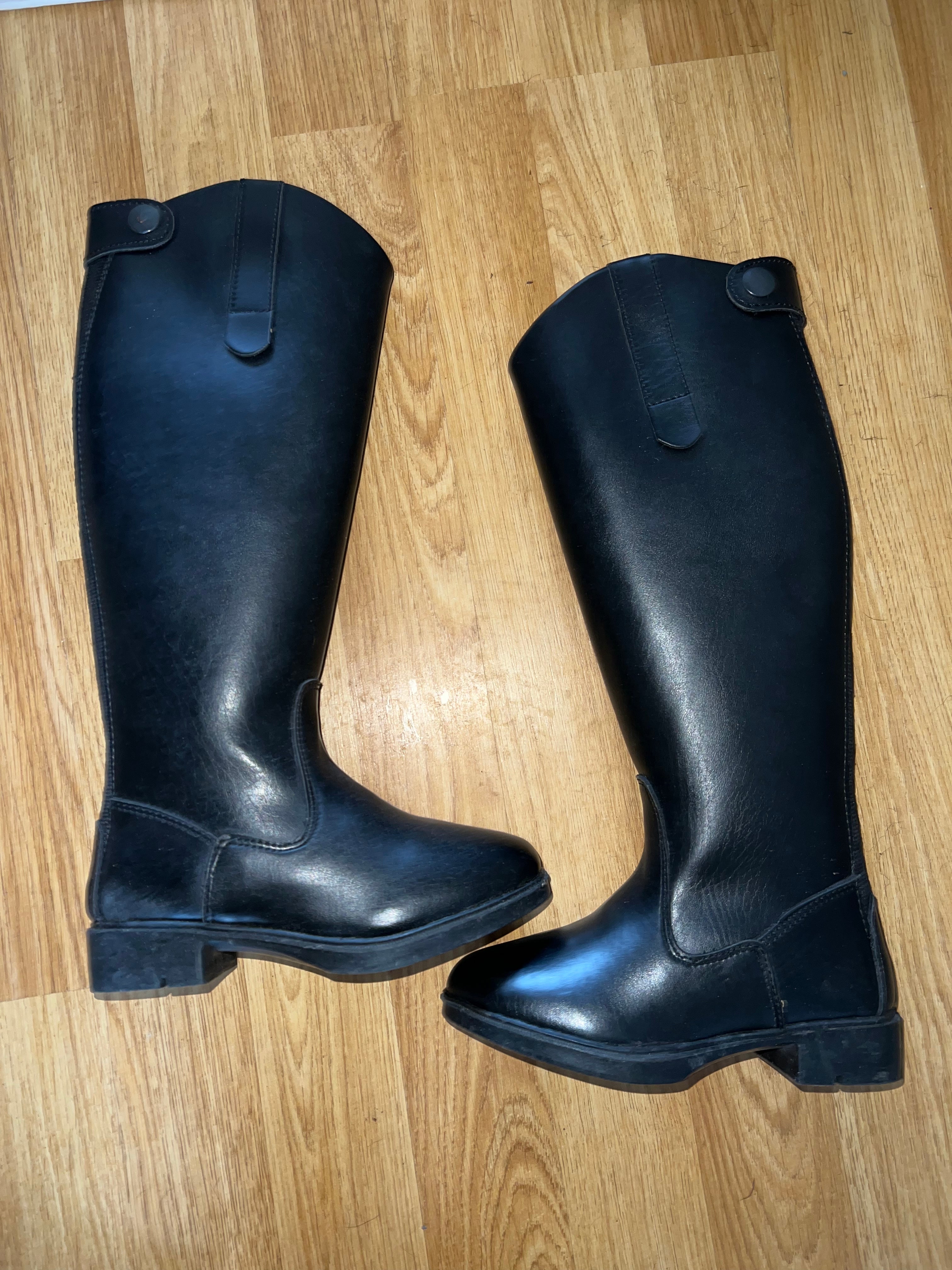 Sherwood Forest Childs Size 10 Riding Boots