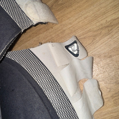 Equilibrium Tri Zone Size 3 Brushing Boots