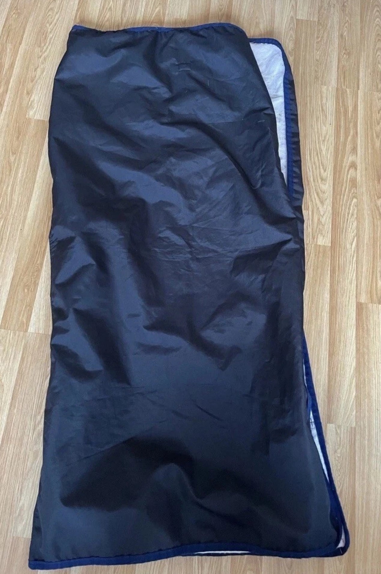 Cob Size Black Waterproof Exercise Sheet