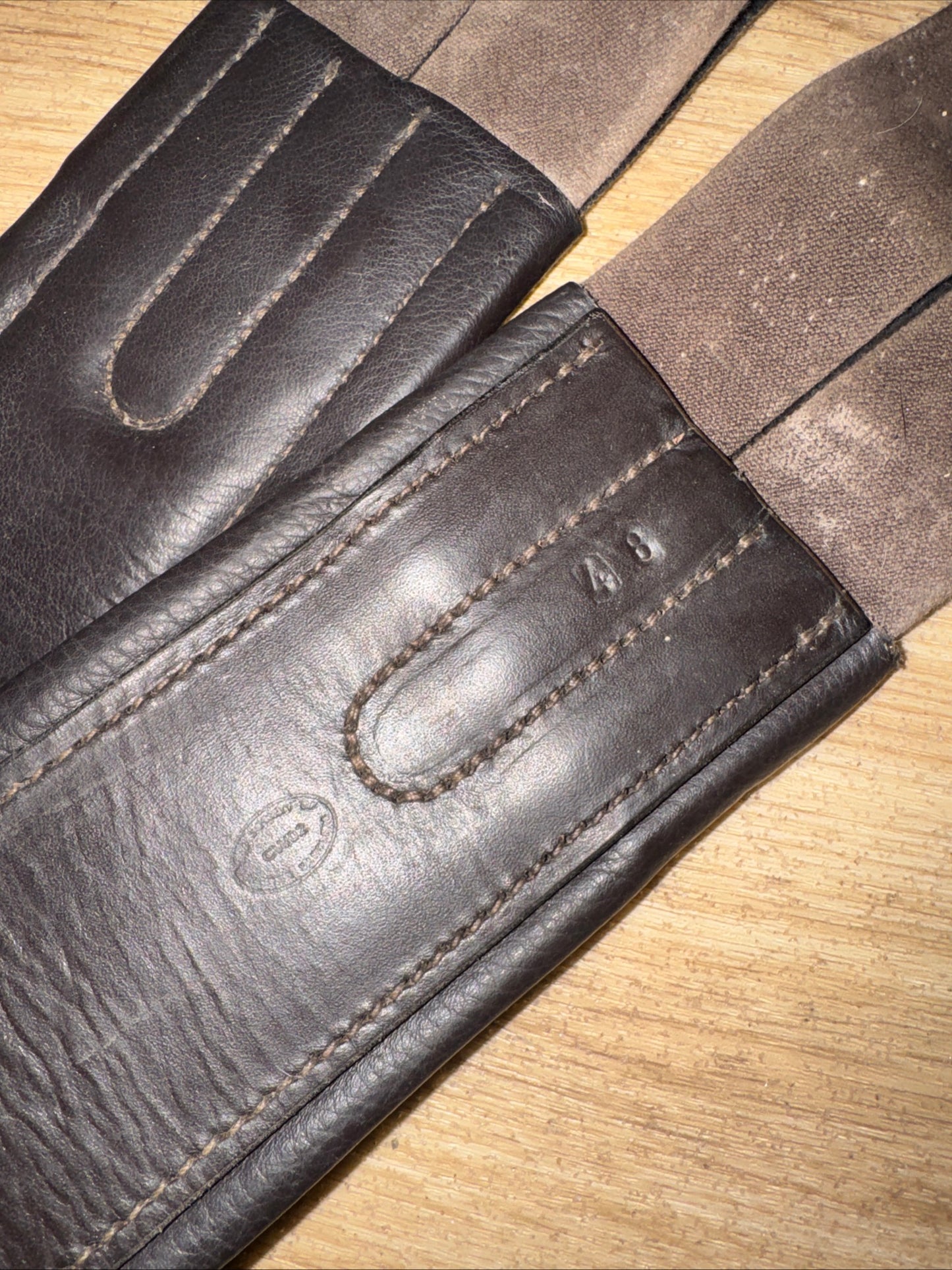 Havana Brown Padded Straight Cut Show Girth 48” Elasticated | Second Hand Tack