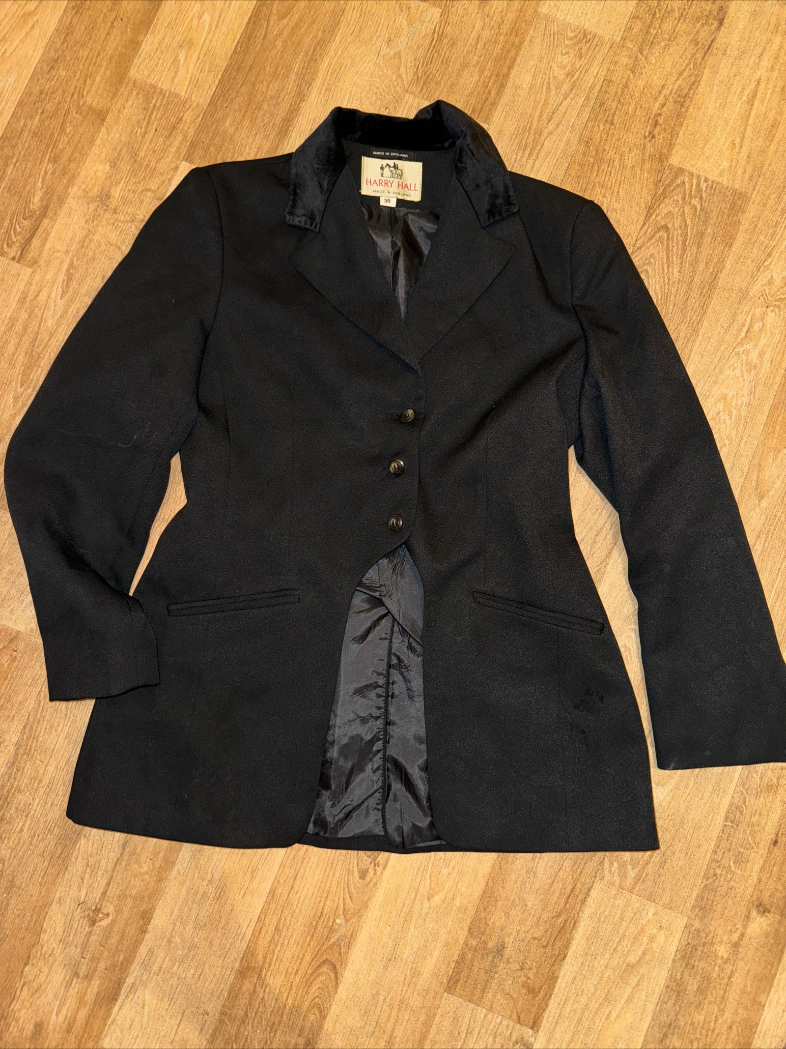 Harry Hall 36” Black Cut Away Show Jacket