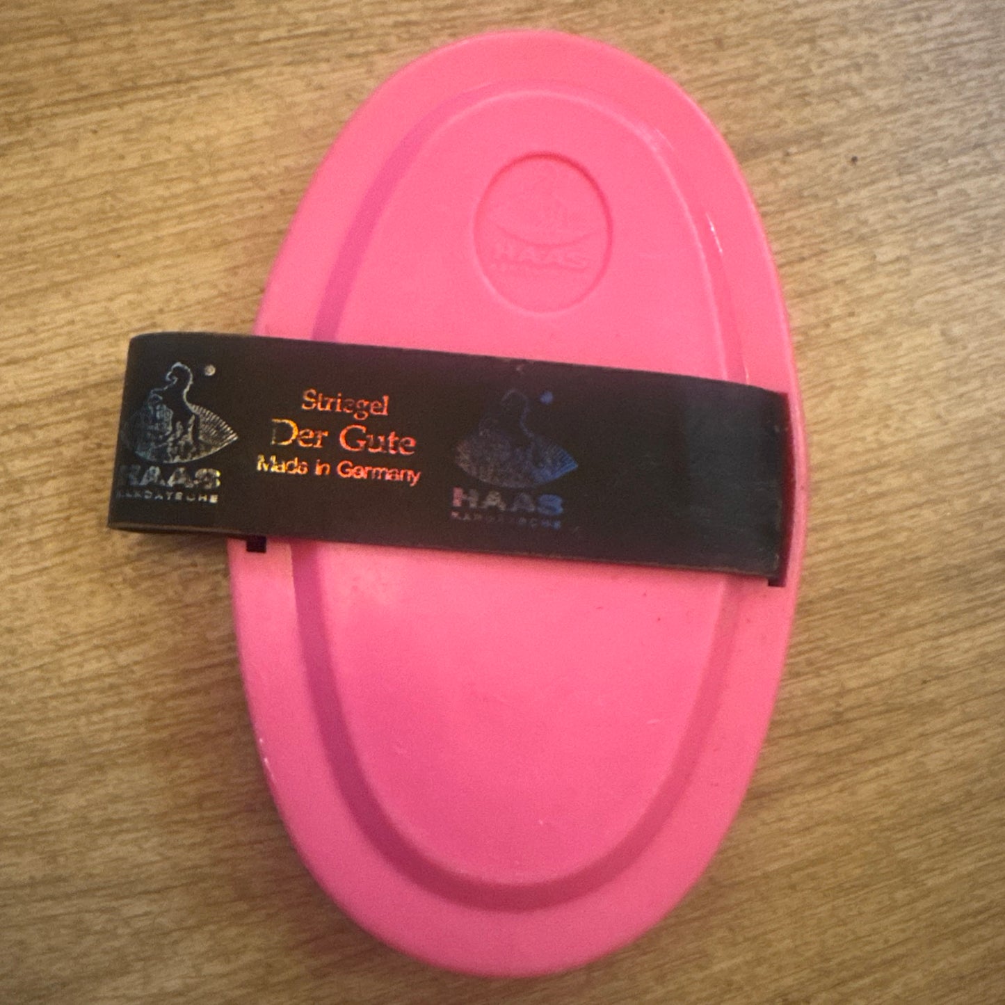 Haas Pink Curry Comb - Deep Clean Brush #3