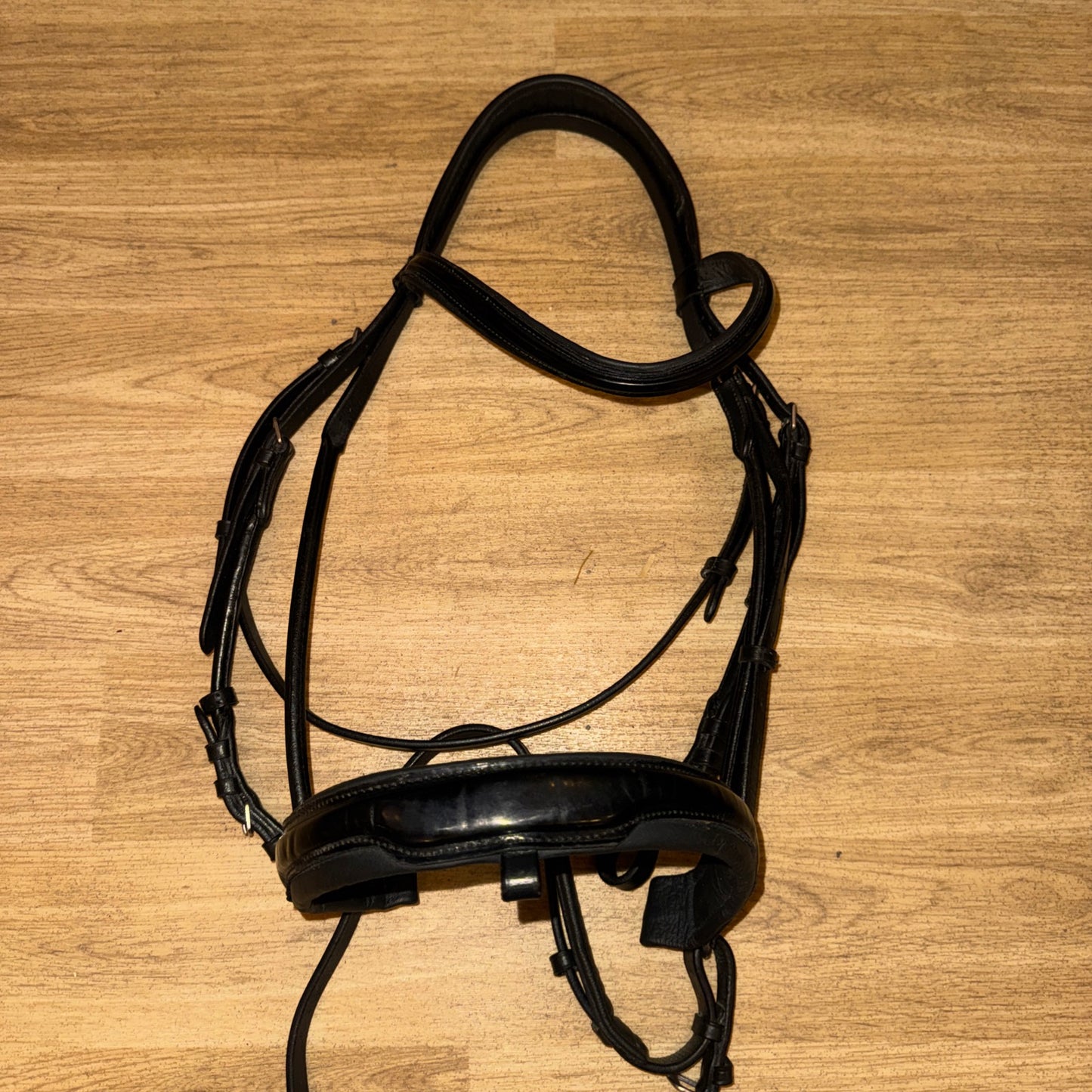 Black Patent Trim Flash Bridle – Full Size (Missing Flash Strap)