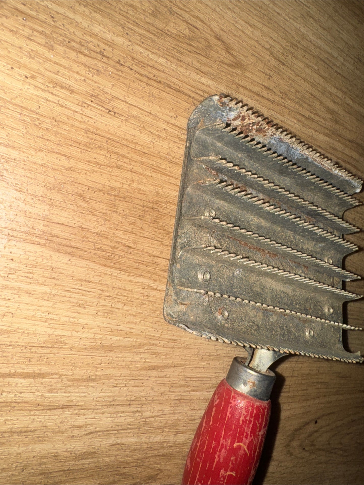 Metal Curry Comb - Free Postage