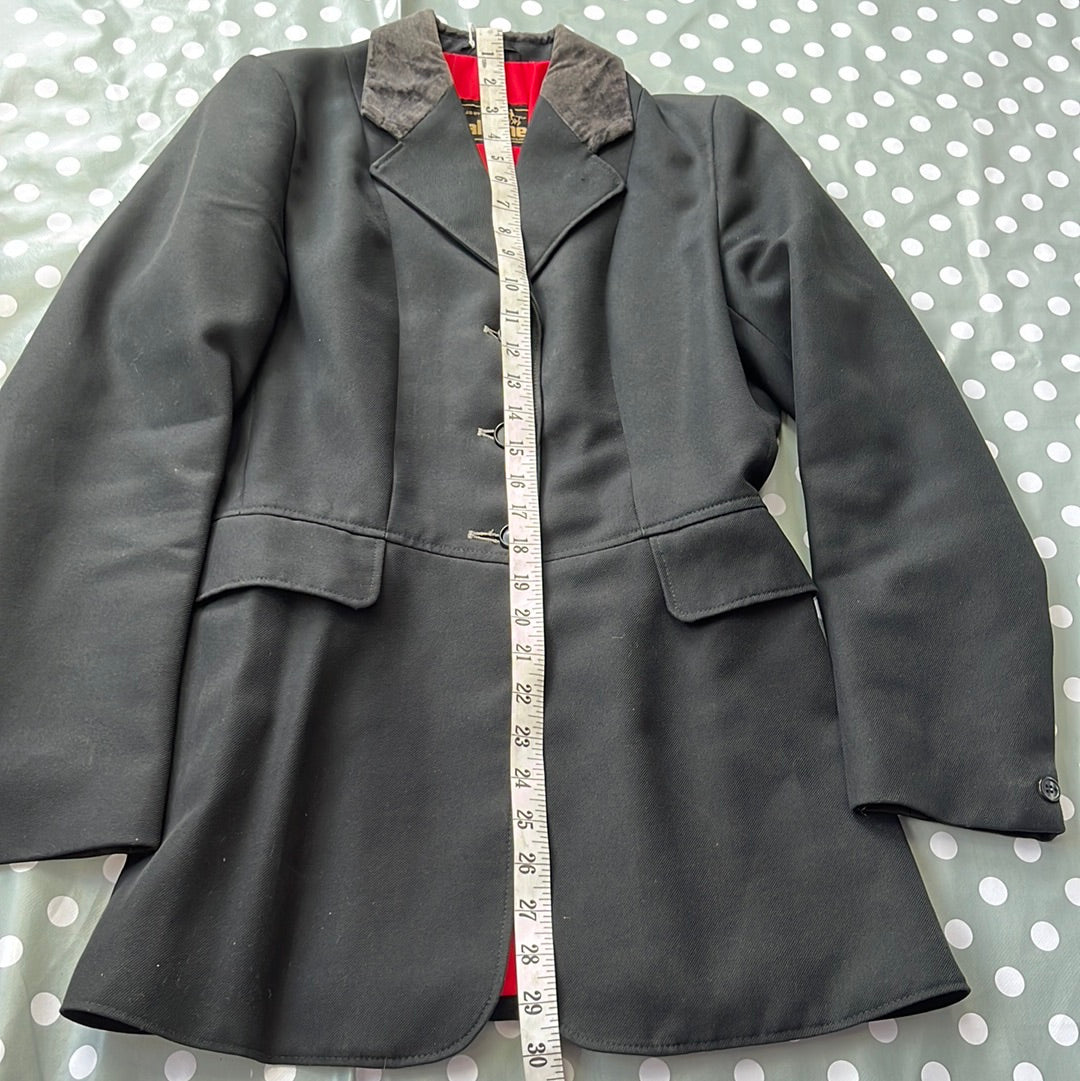 Caldene Ladies Show Jacket Size 34”