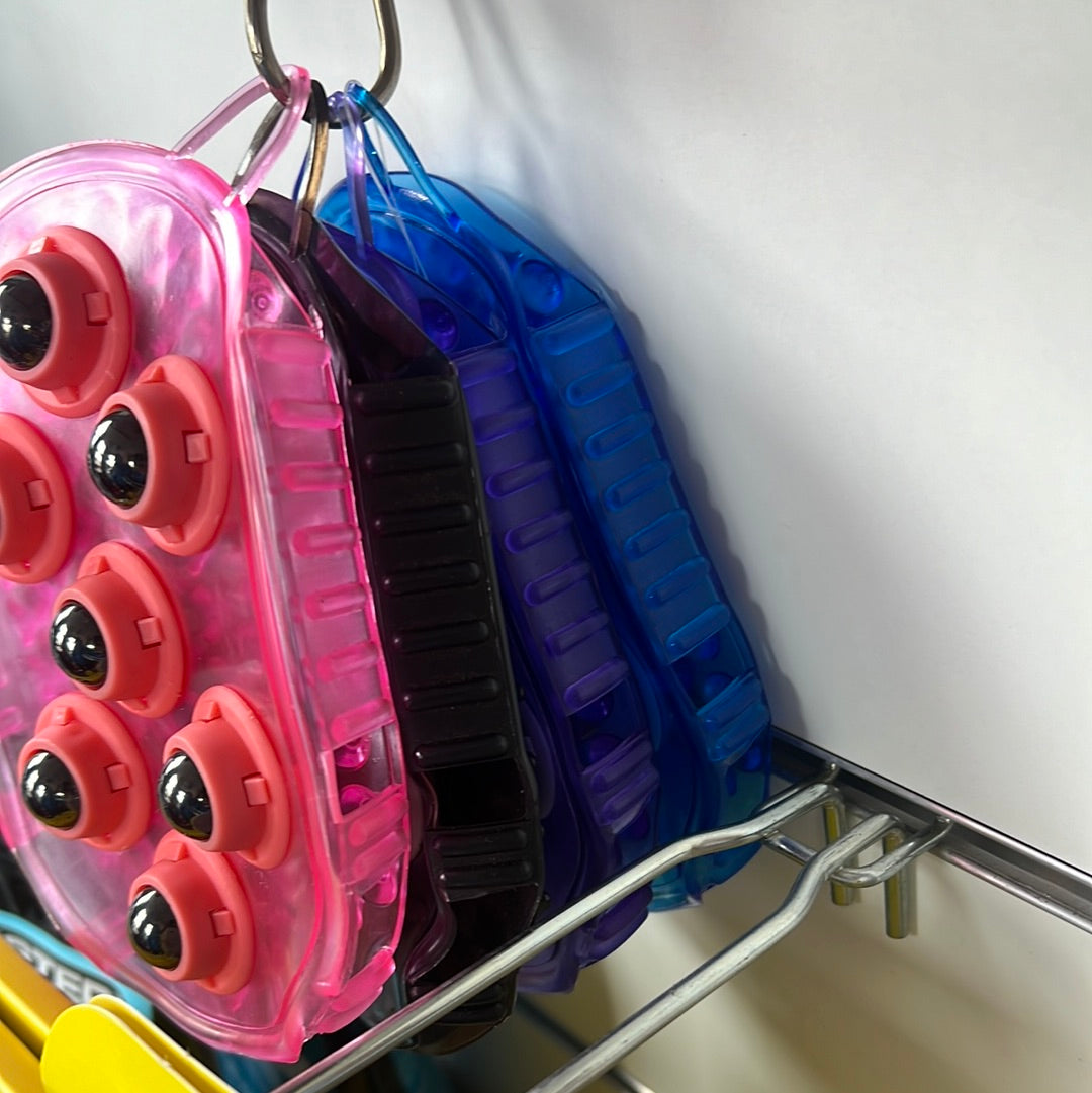 Magnetic Massage Groomimg MIT