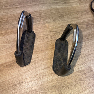 Dever 4.75” Flexi Stirrups - Free Post