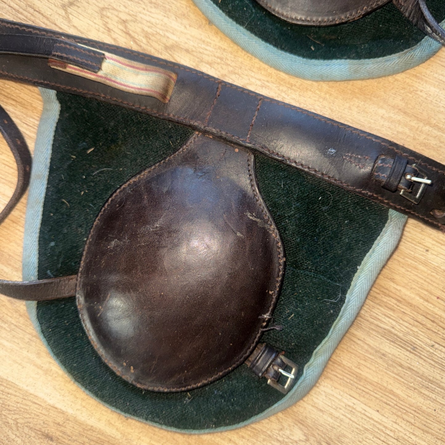 Full Size Leather & Felt Knee Boots | Traditional Second Hand Horse Pony Tack