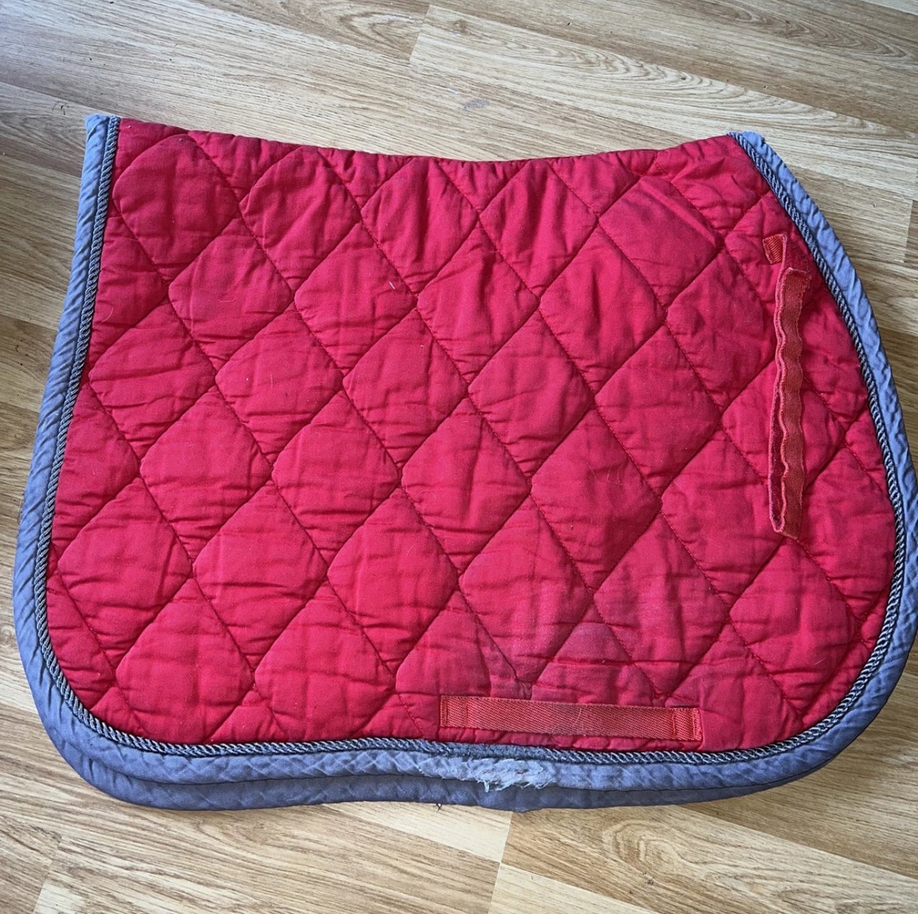 BR Holland Red Full Saddle Pad