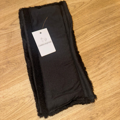 Cameo Deluxe Lambswool Noseband Cover .