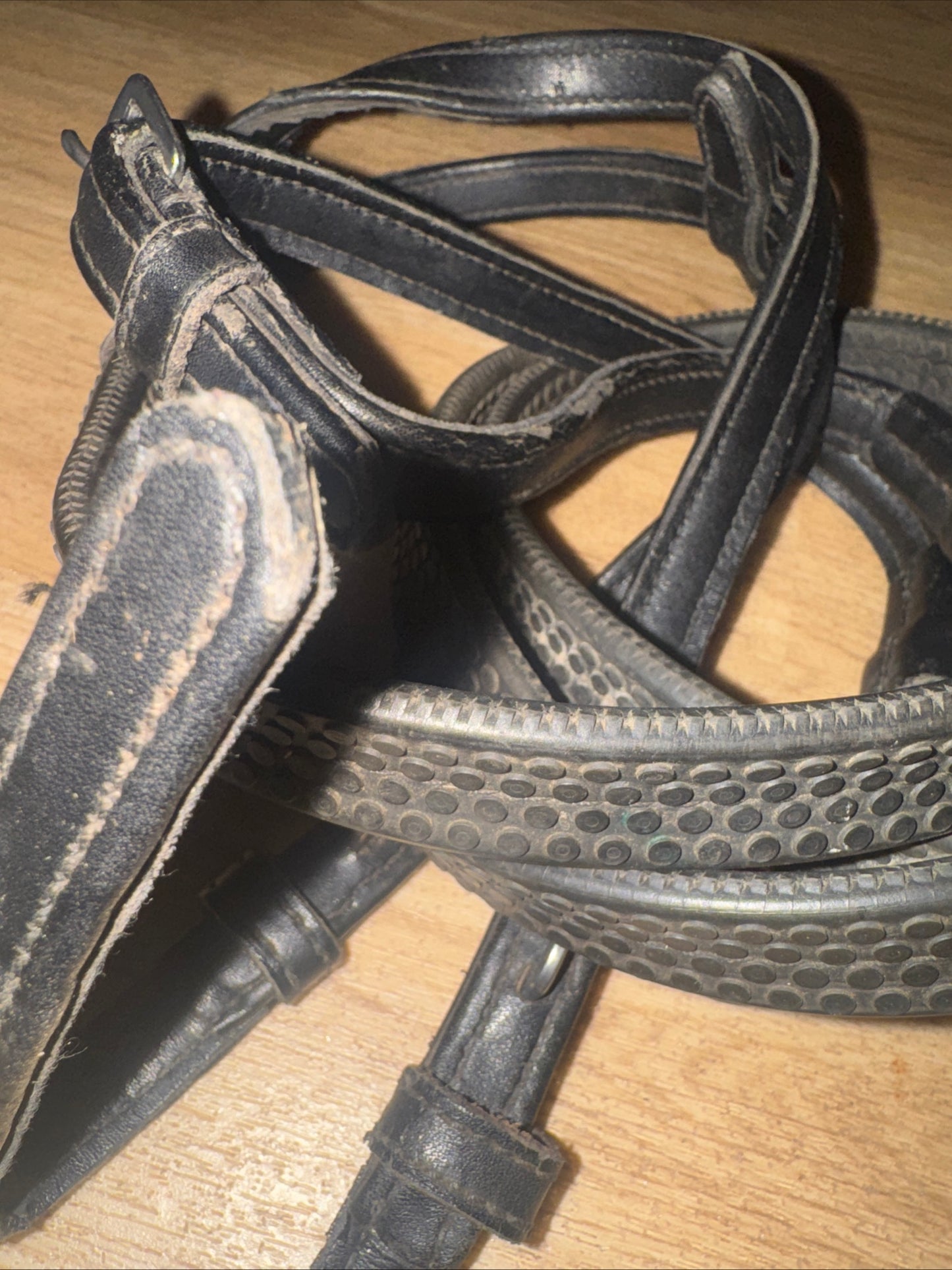 Full Size Black Flexi Rubber Reins #411