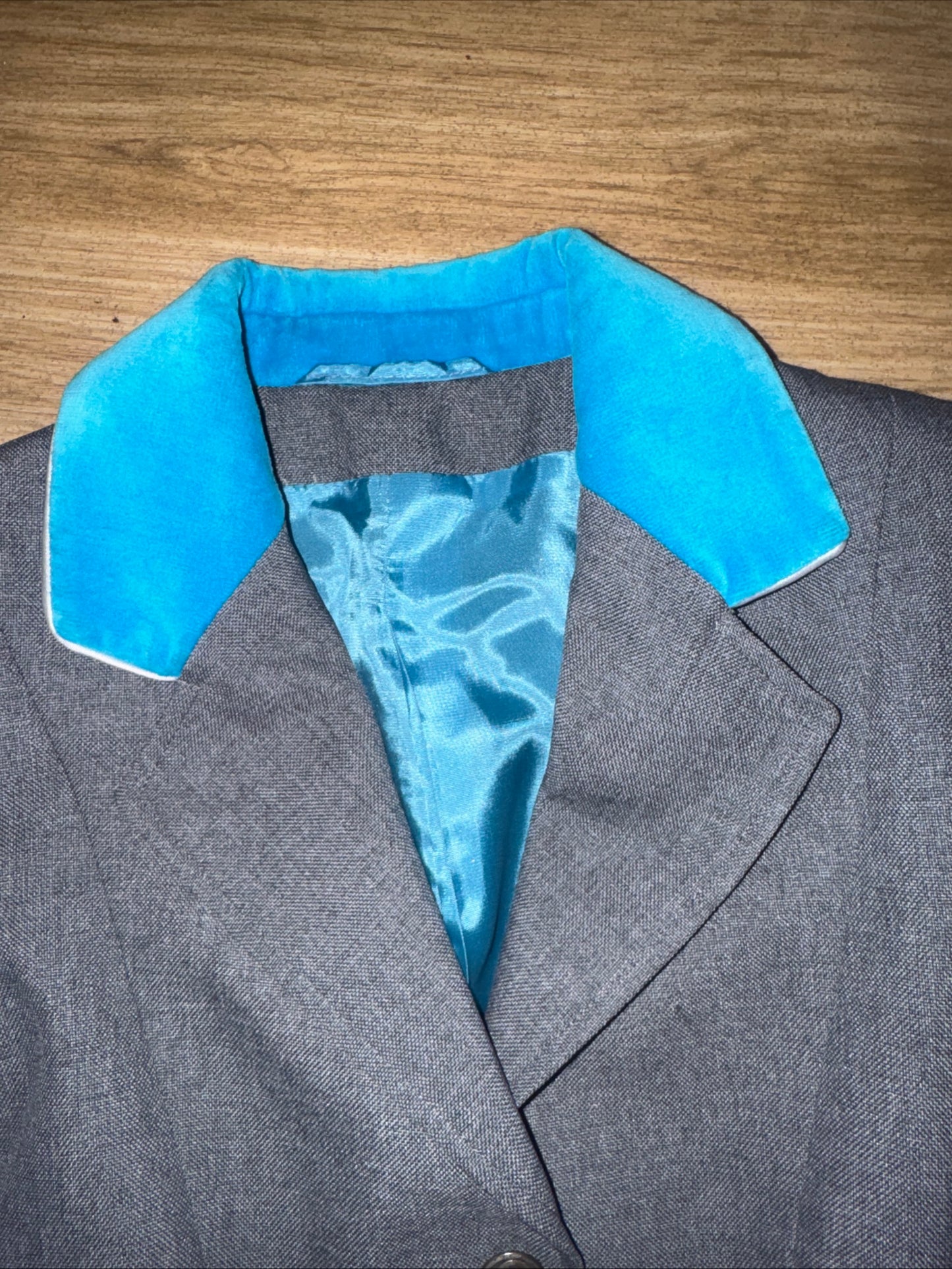 Caldene Grey Ladies 34” Show Jacket Turquoise Velvet Collar #72
