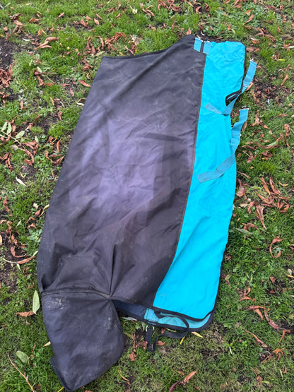 Amigo 6’3 200gm Turnout Rug