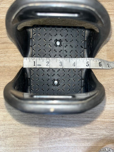 Black Compositi Adult Stirrups 5”