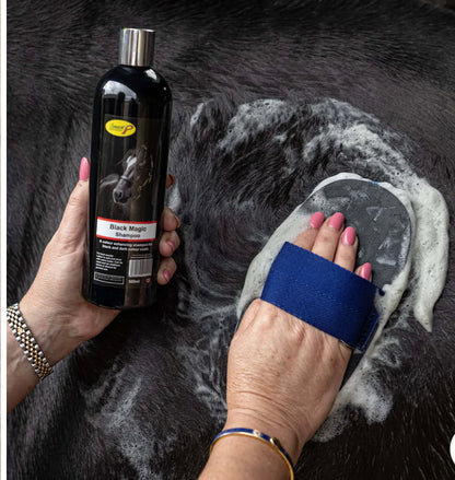 Smart Grooming Black Magic Shampoo .