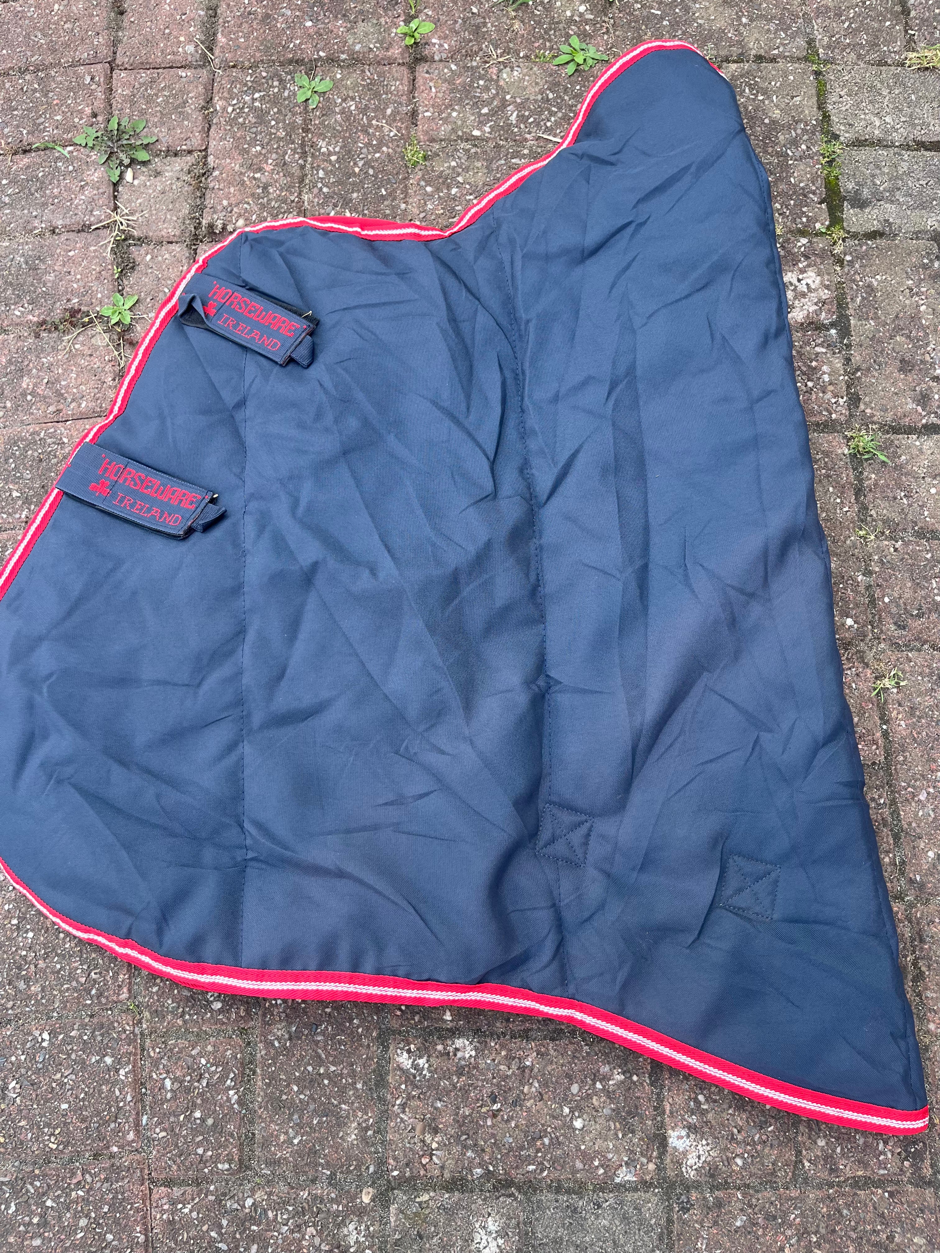 Amigo Horseware Ireland Stable Neck 150g 6’3