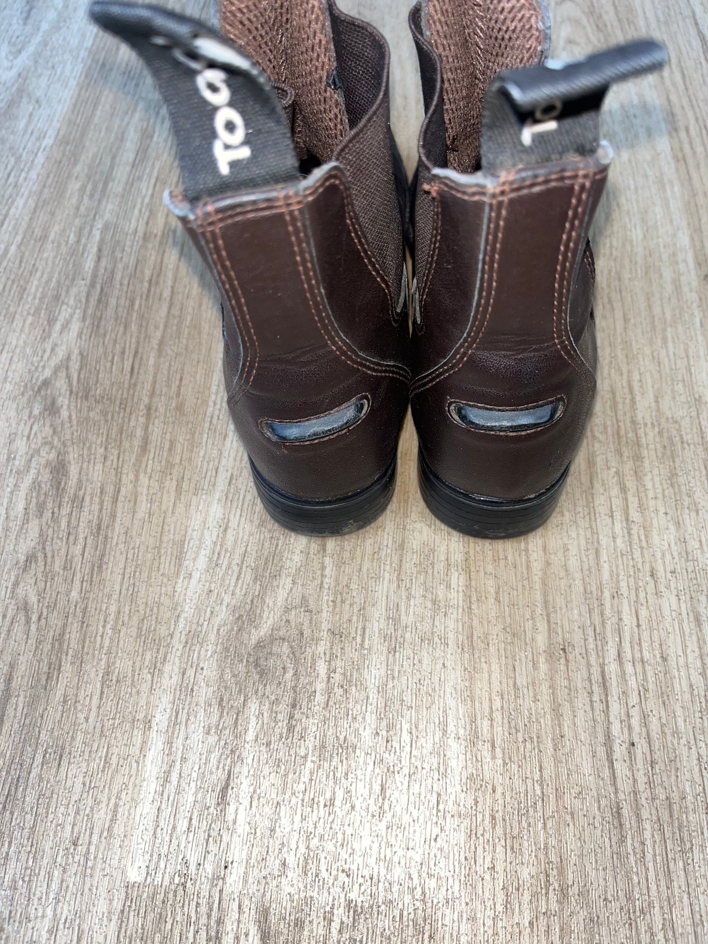 Toggi Short Jodphur Boots Children’s Size 31