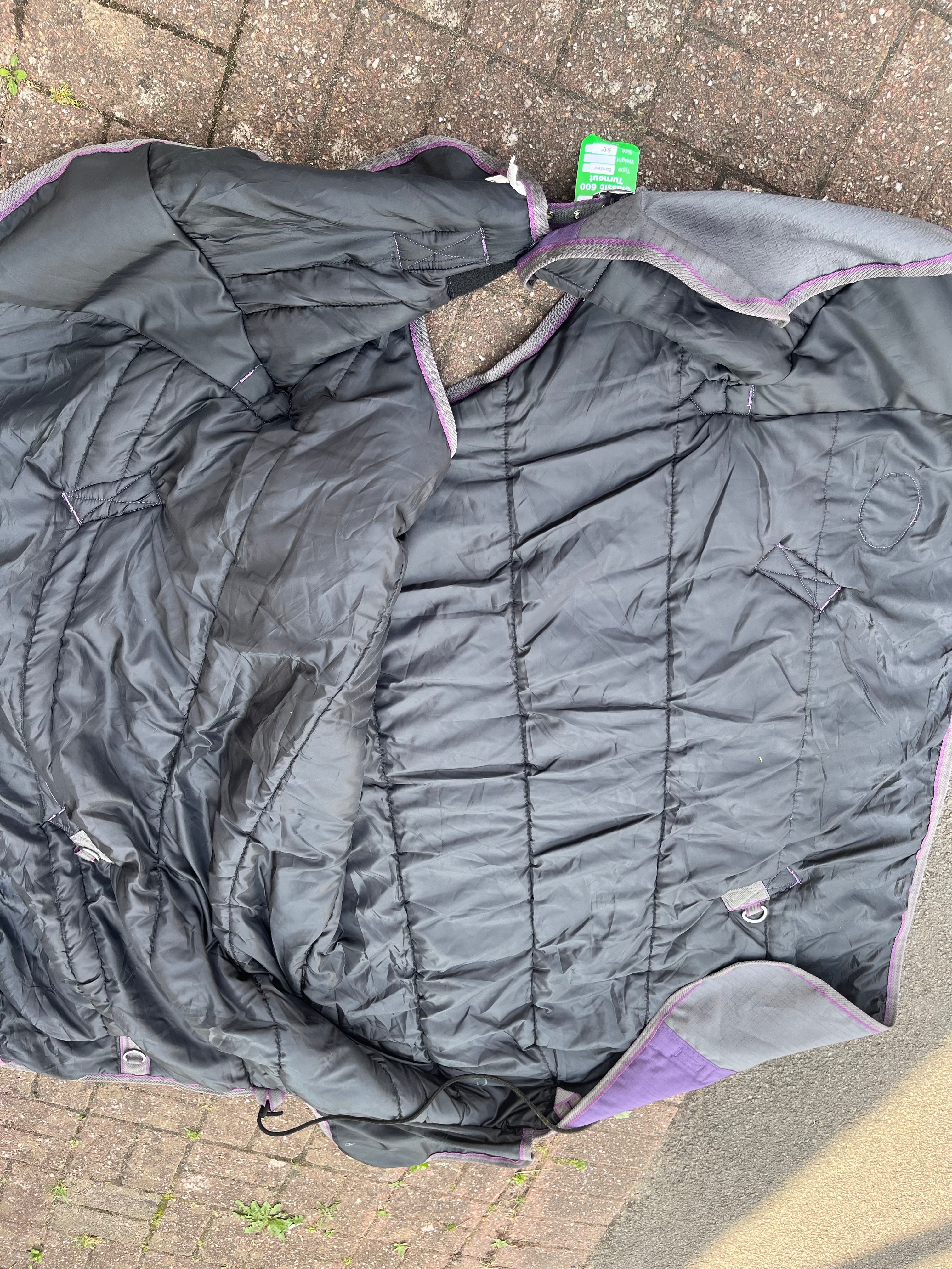 Classic 600 Turnout Rug 100g 5’9