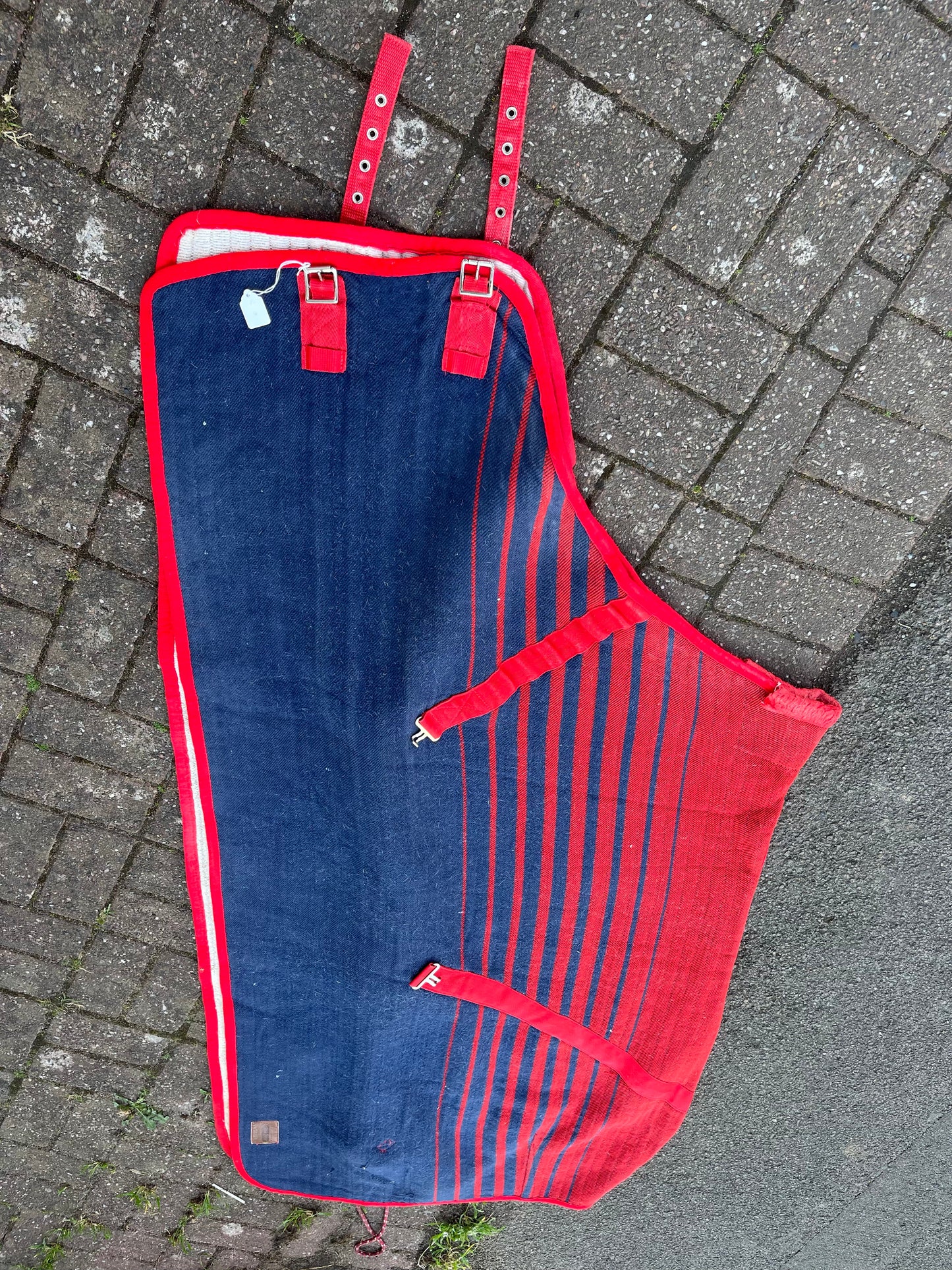 Qualtex Stable Sheet 5’9