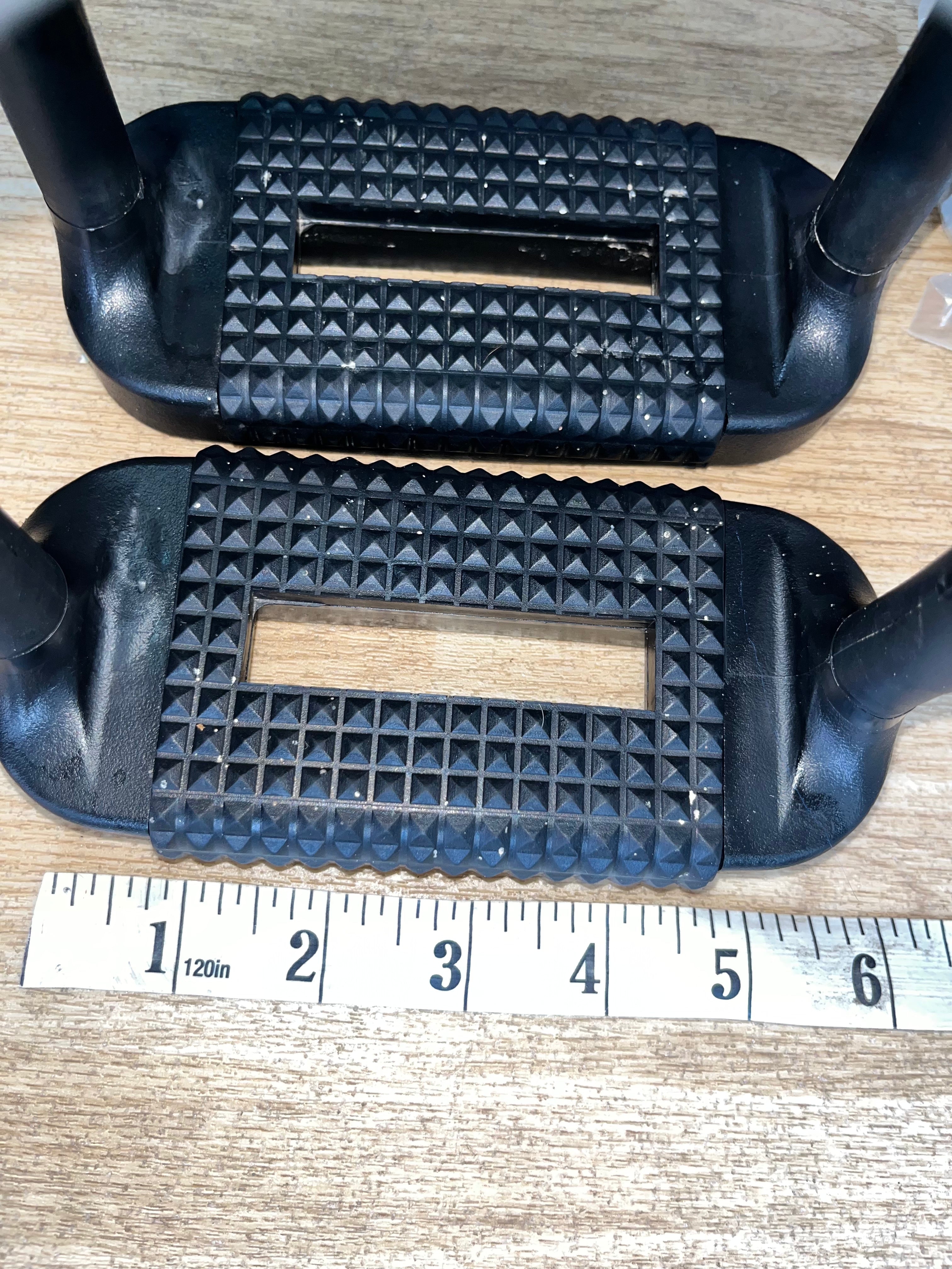 Equi Wing Flex Lightweight Stirrups 5”