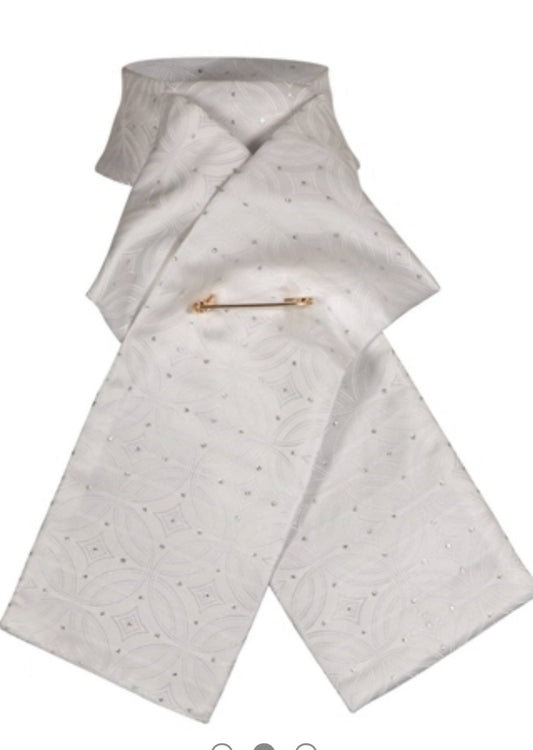 Shires Brocade White Stock