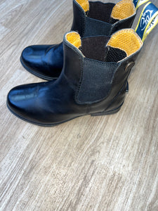 Moretta Children’s Jodphur Boots Size 13