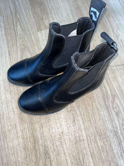 Requisite Children’s Jodphur Boots Black Size 12
