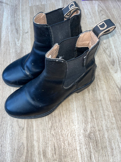 Dublin Short Jodphur Boots Size 2