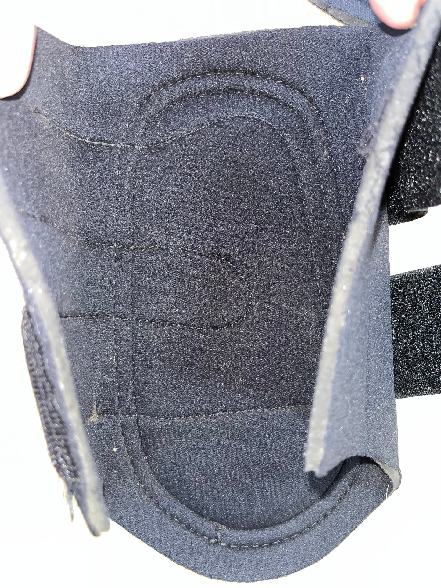 Wyvern Neoprene Brushing Boots Size Medium