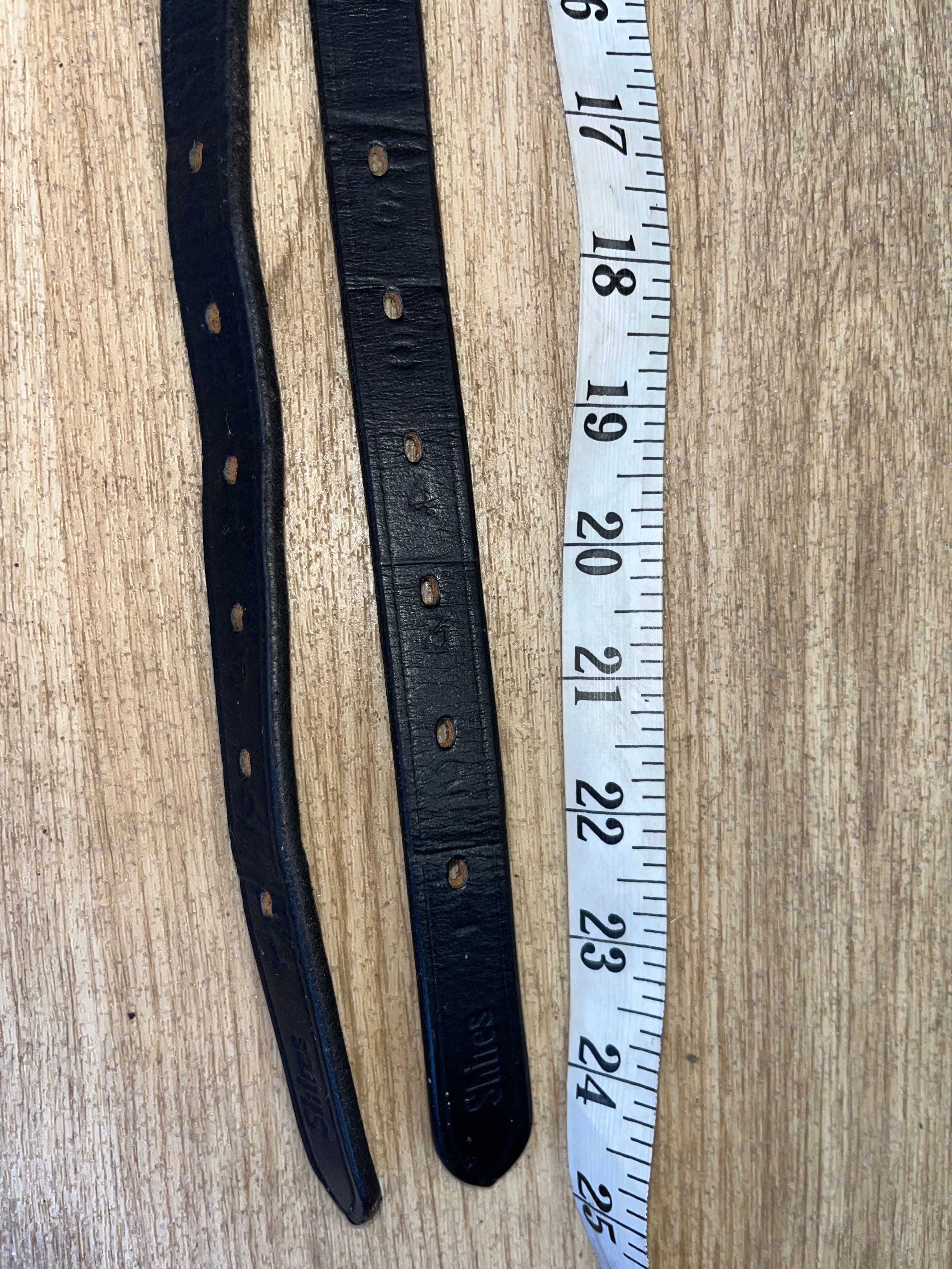 Shires Black Children’s Stirrup Leathers Measuring 24”