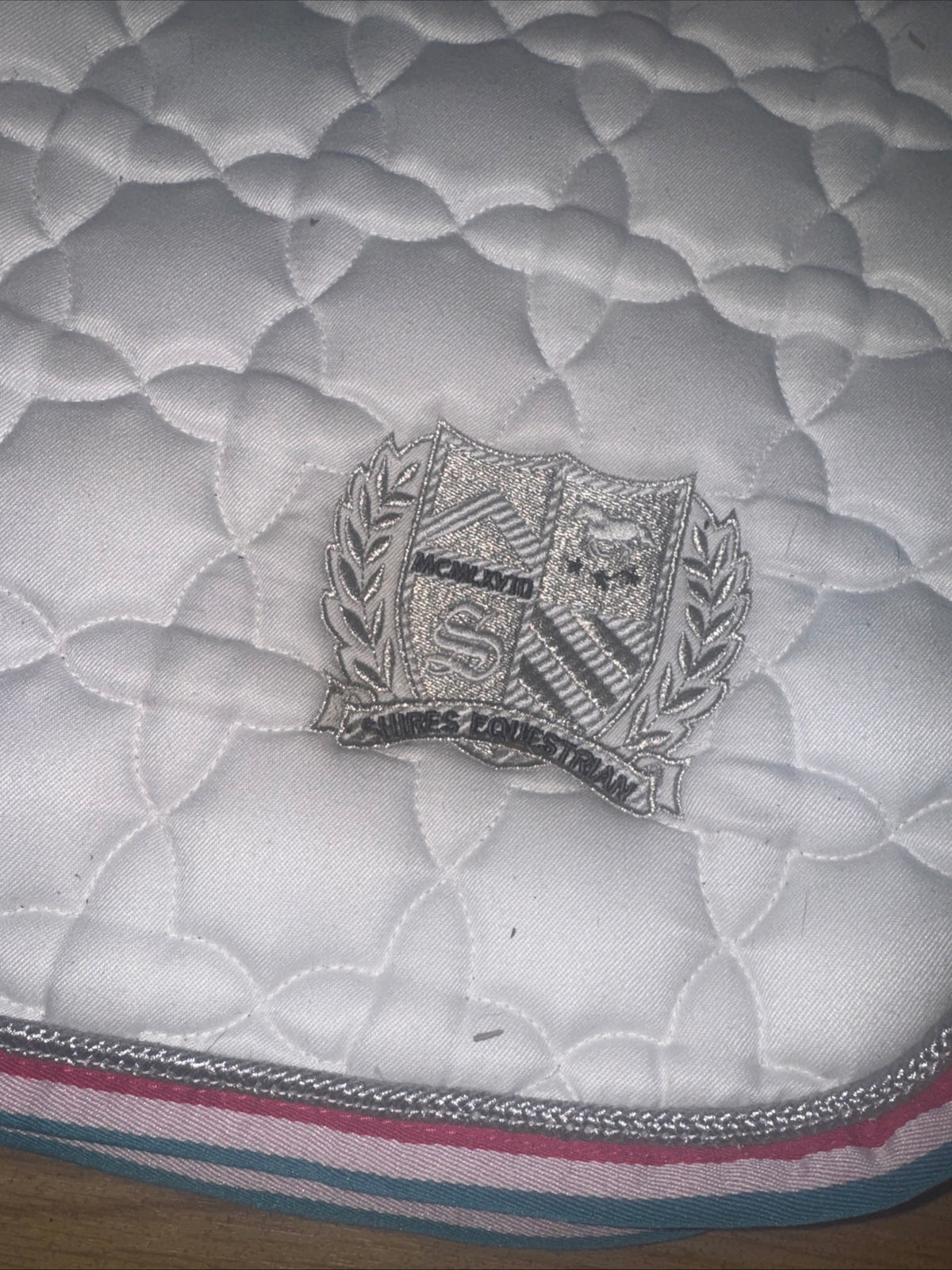 Shires Wessex Cob/Full White Saddle Pad