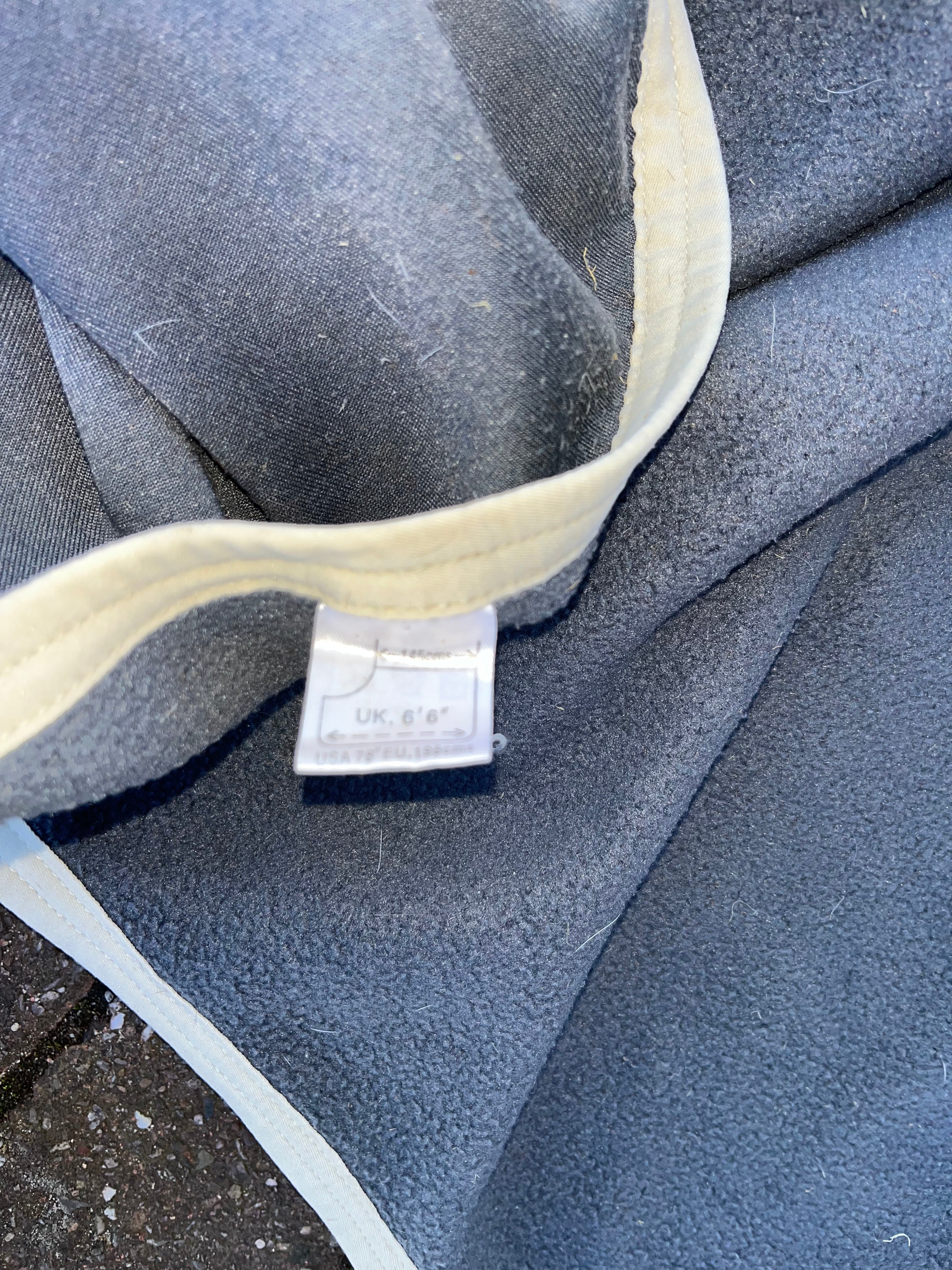 Amigo Stable Fleece Rug 6’6