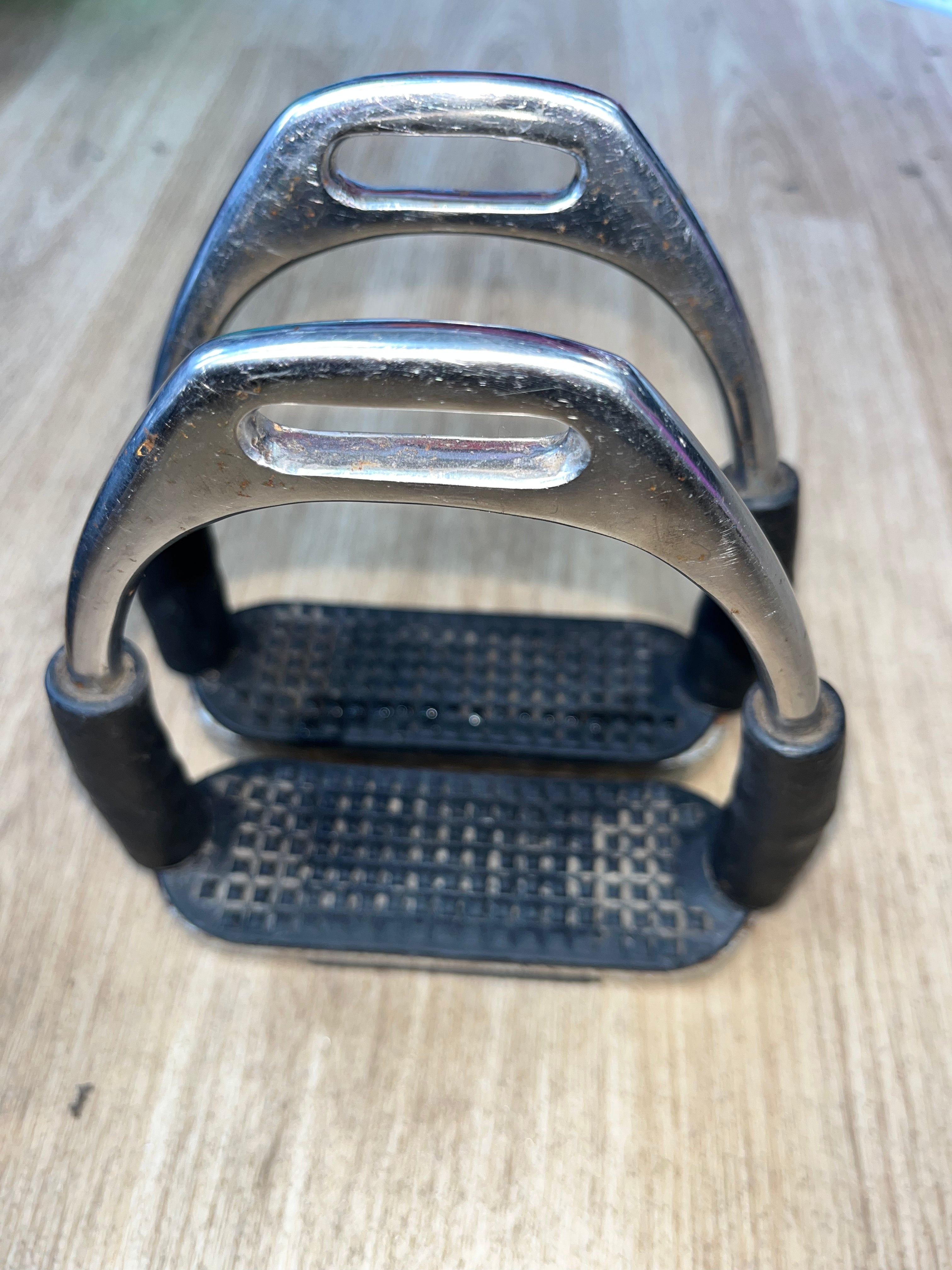 Flexi Stirrups 4.5”