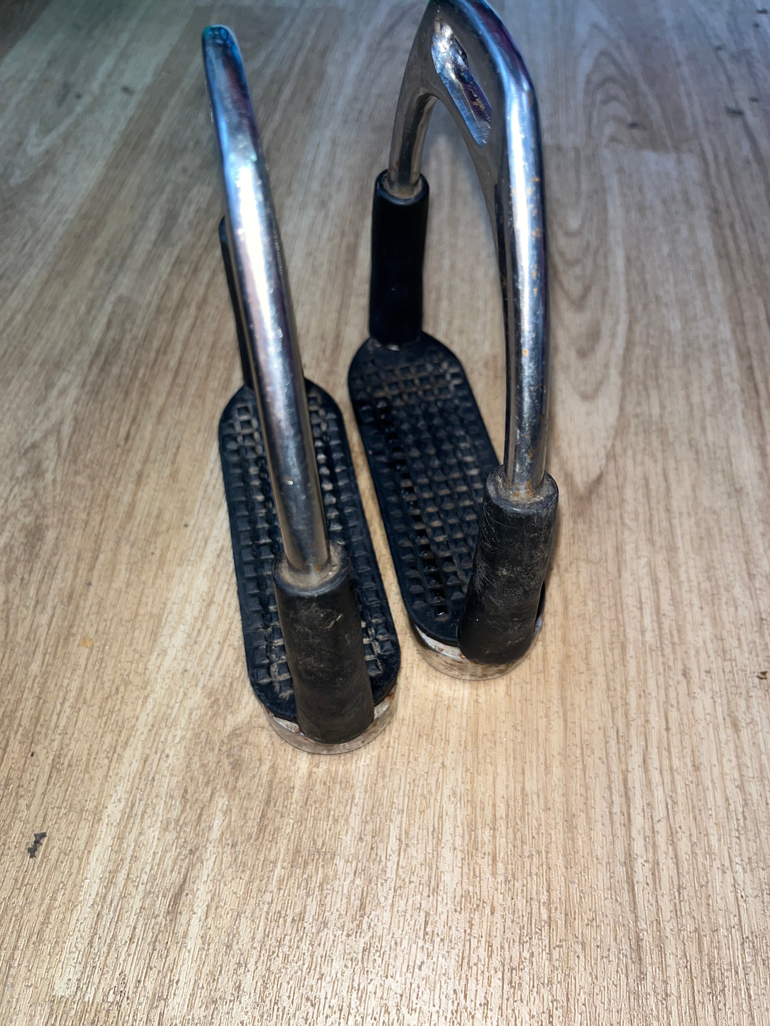 Flexi Stirrups 4.5”