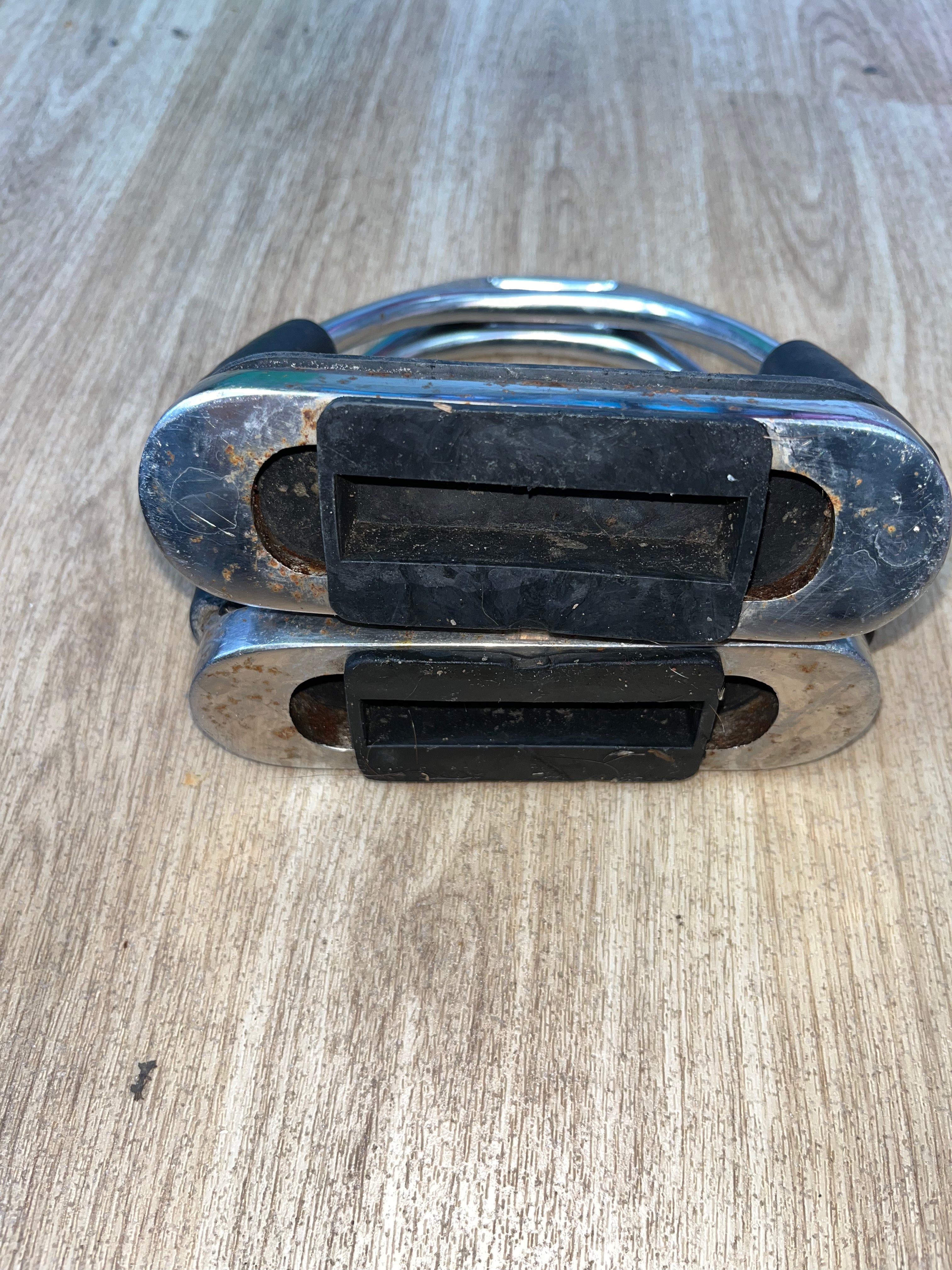 Flexi Stirrups 4.5”