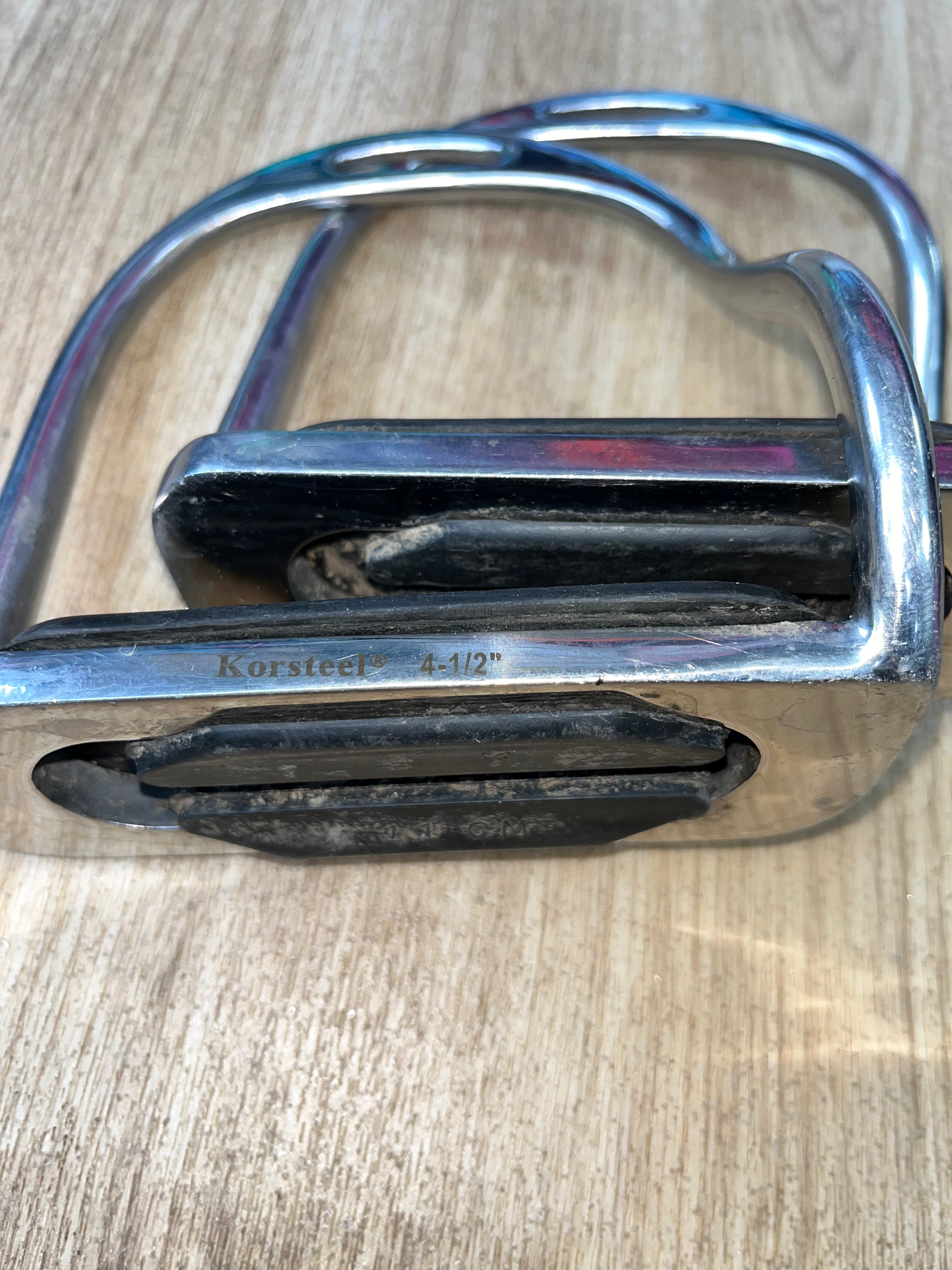 Korsteel Bent Leg Stirrups 4.5”