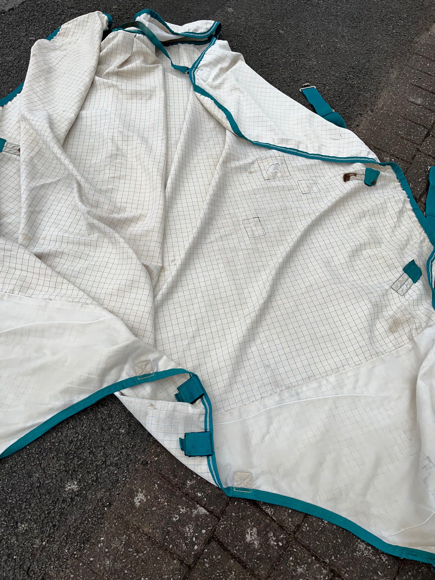 Rhino Horseware Ireland Stable Sheet And Neck 6’3
