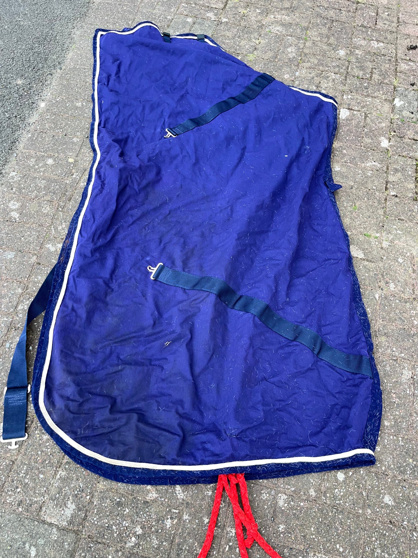 Stable Sheet Navy 4’6