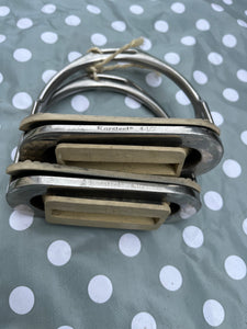 Korsteel 4” 1/2 Stirrups