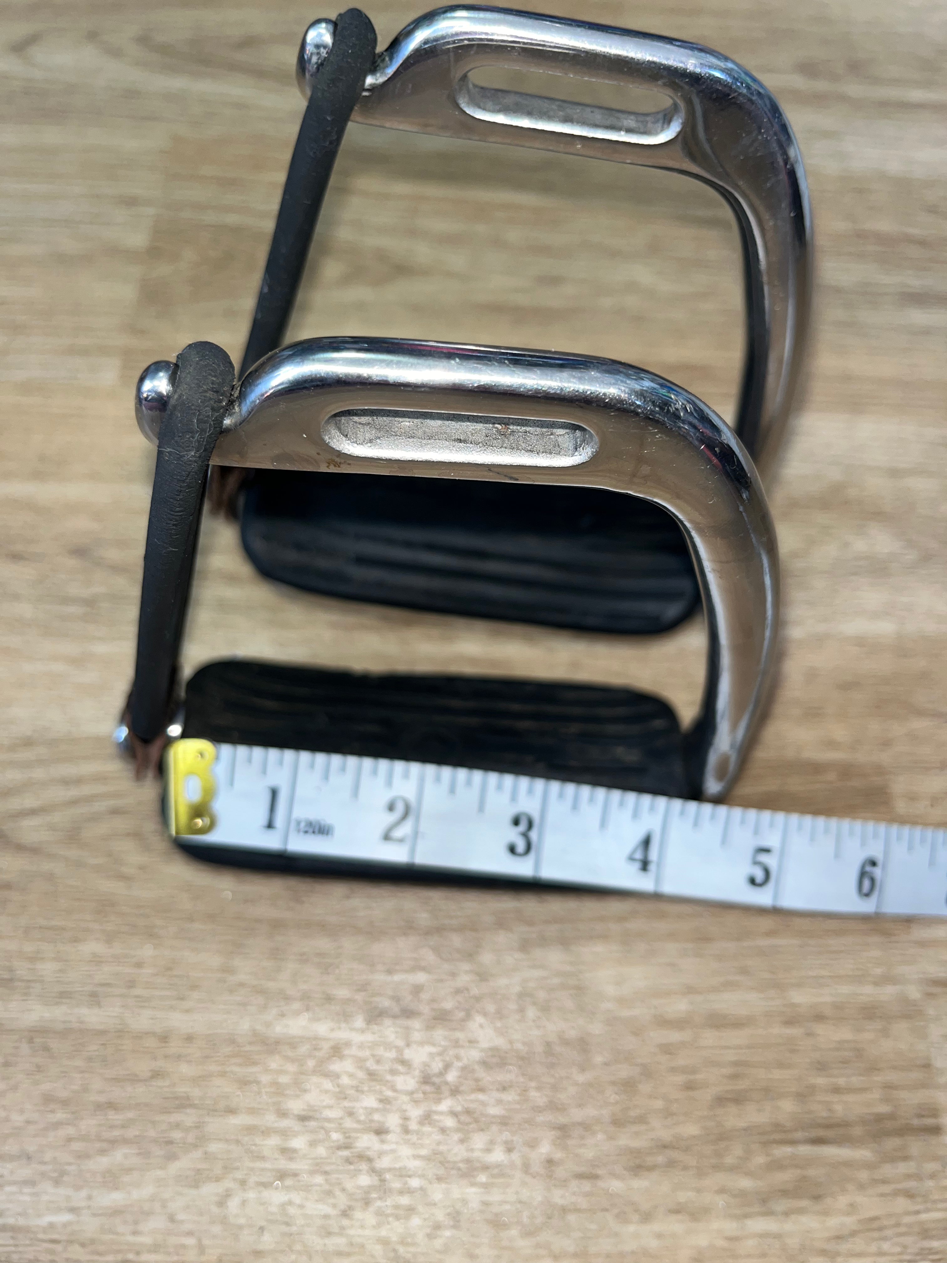 Peacock Safety Stirrup’s 4”