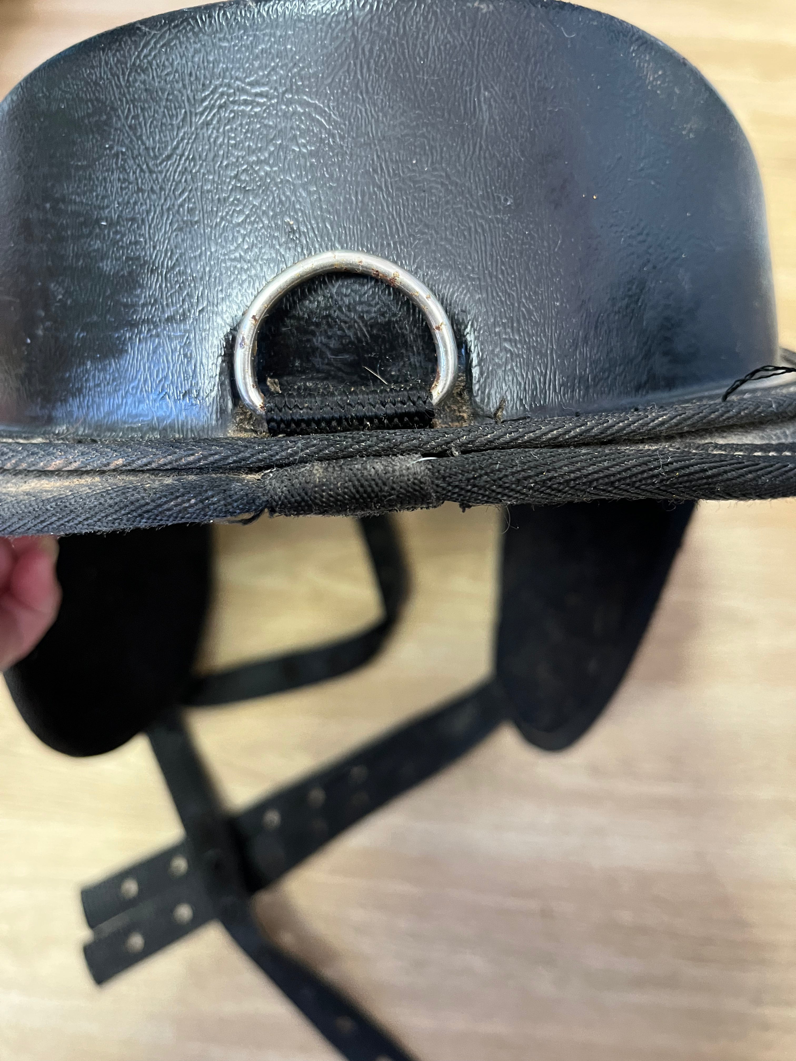 Cub Saddle Black